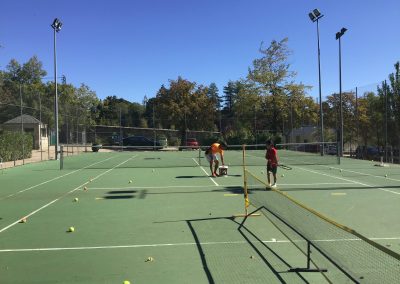 tenis escuela clases y alquiler de pista en san lorenzo de el escorial